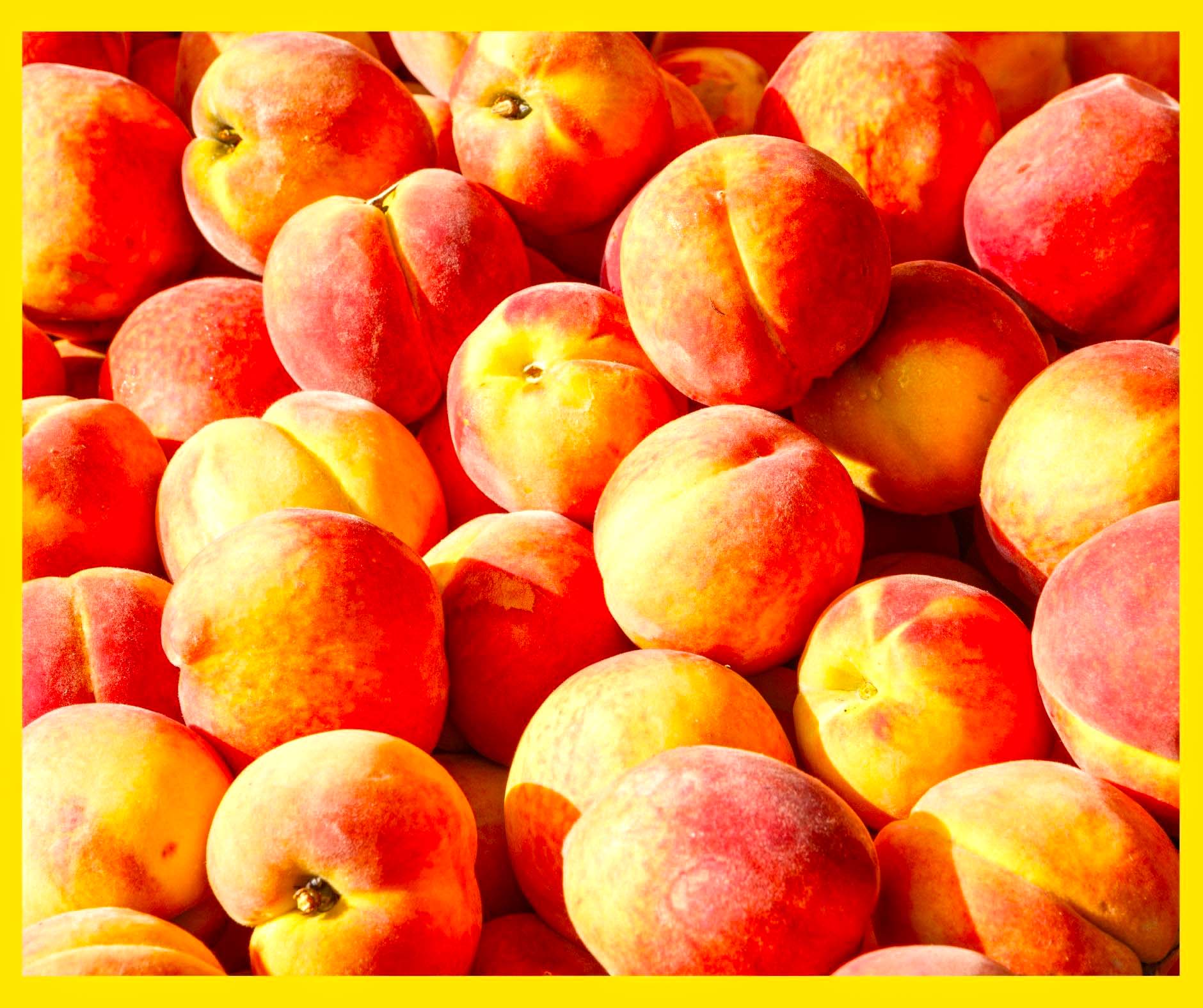 10 Late Summer Fruits To Eat During The Heat 3 Peaches