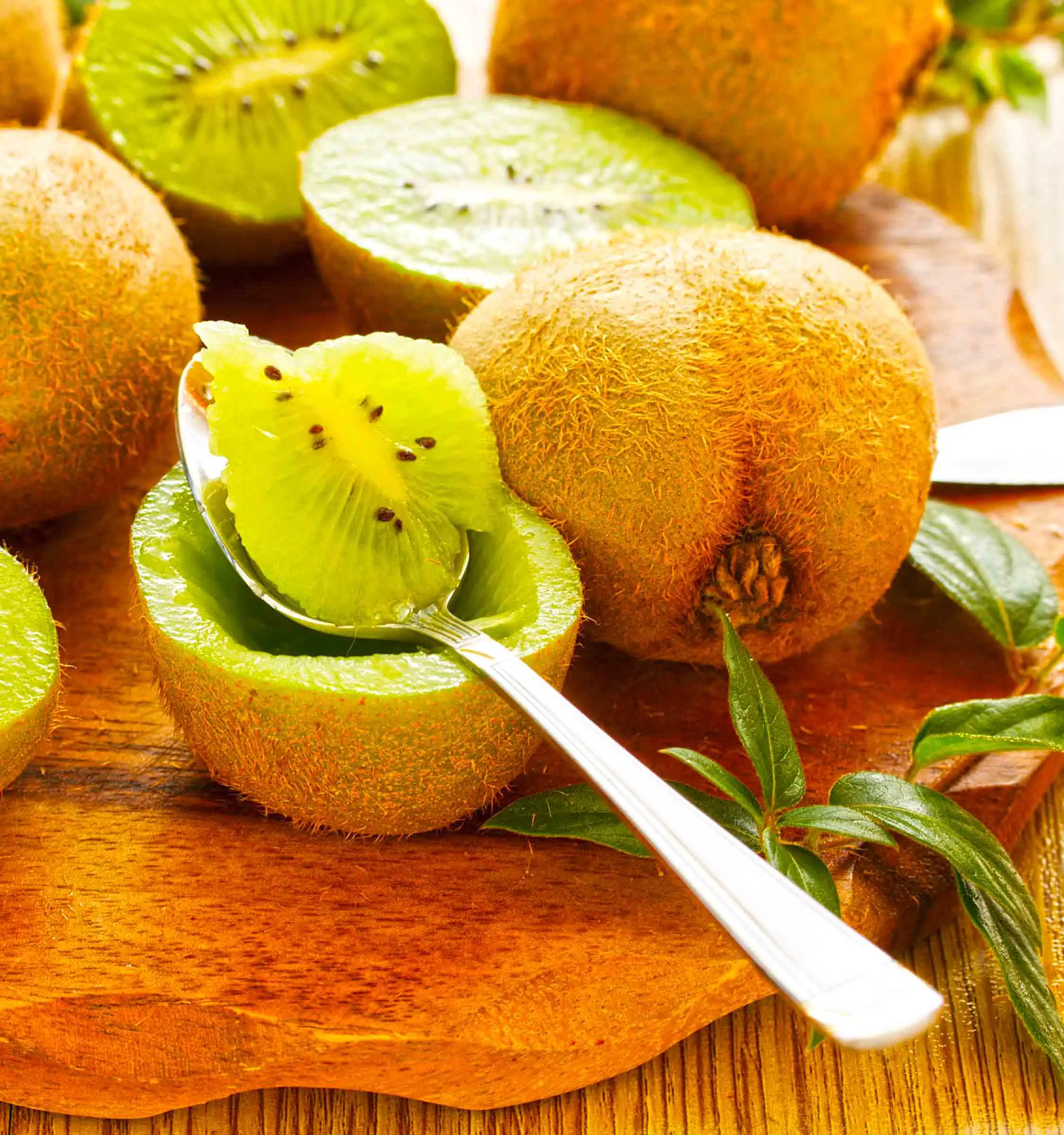 Kiwifruit extract benefits, effects, and uses. 1