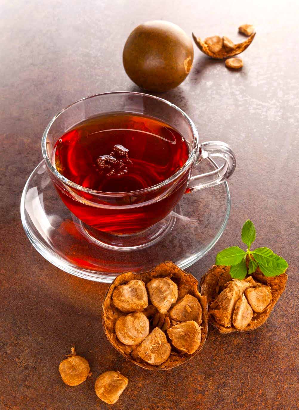 Luo Han Guo tea cup and fruits