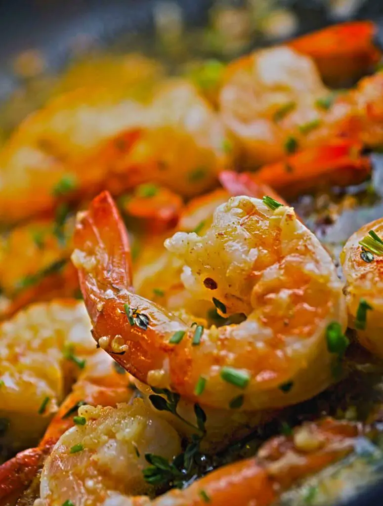 Shrimp: protein content of 16% – 23%