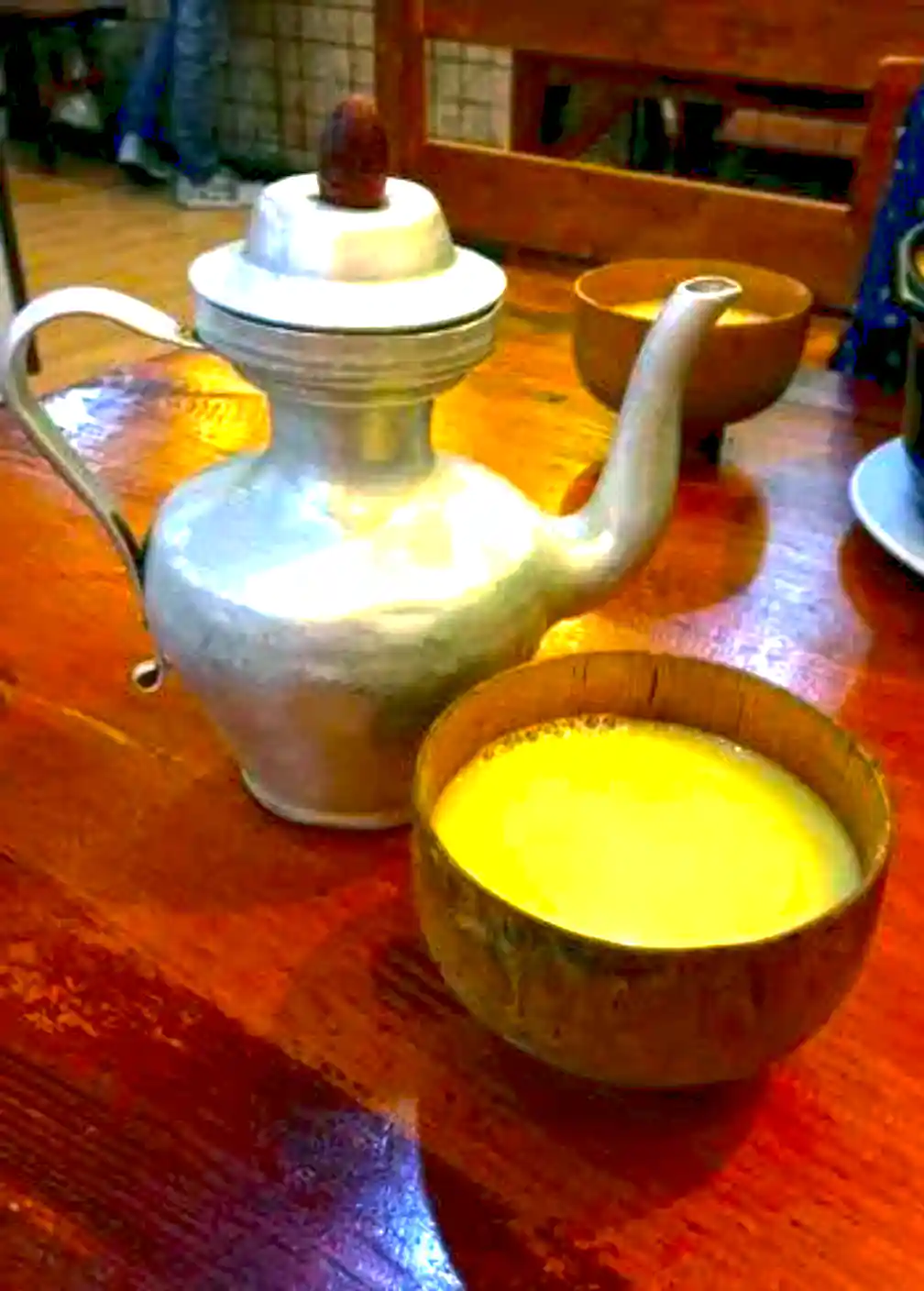 Butter tea jug and cup