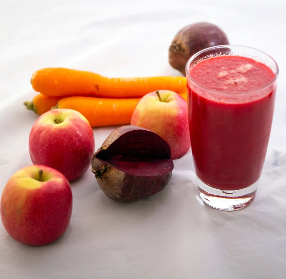 Apple, carrot, and beetroot smoothie